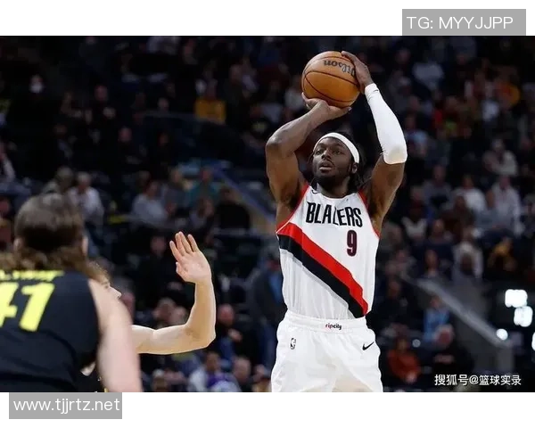 杰拉米格兰特的篮球之路与未来展望：从新秀到全明星的蜕变之旅